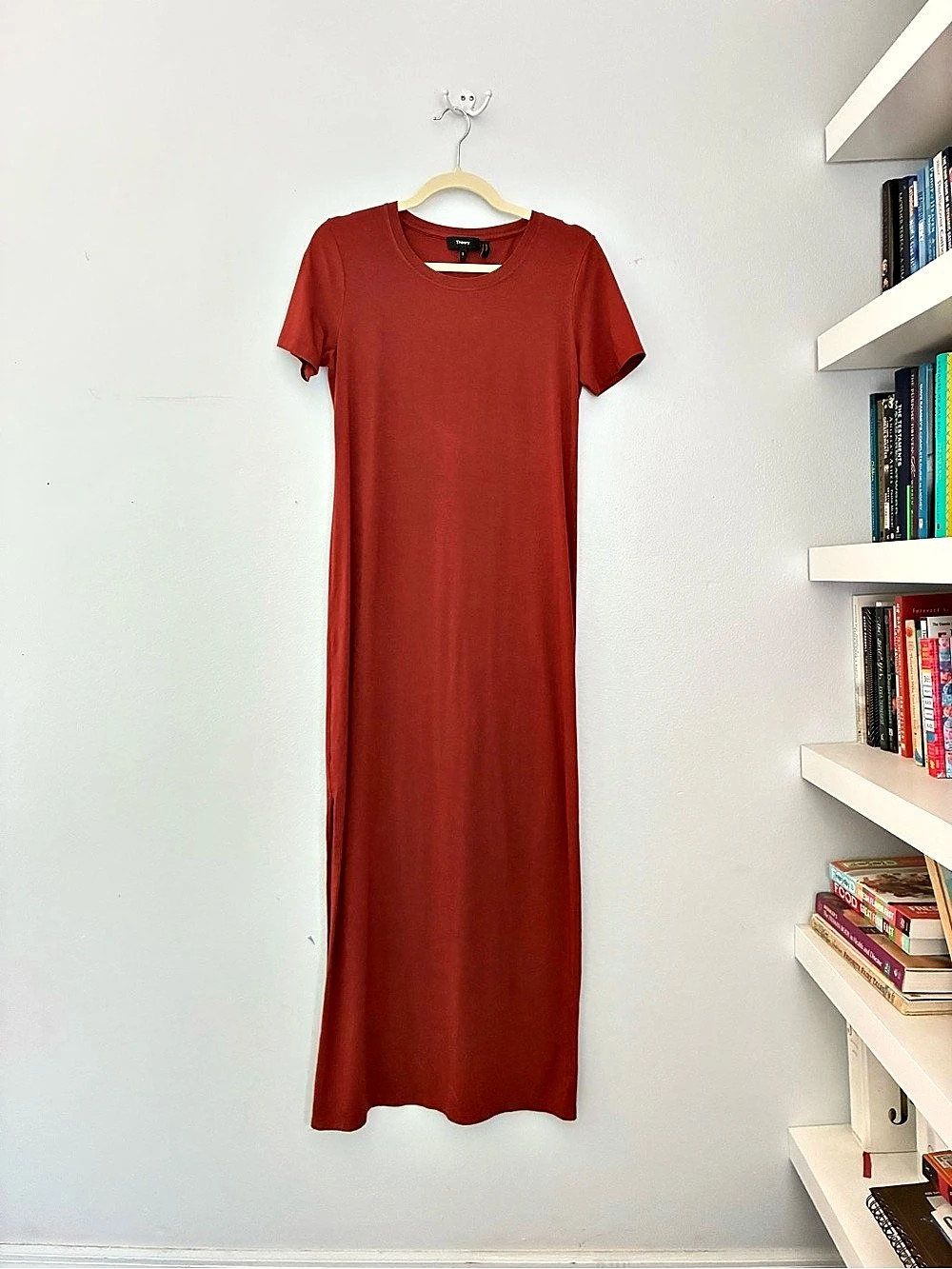Theory Tee Maxi Dress in chestnut brown Size Small